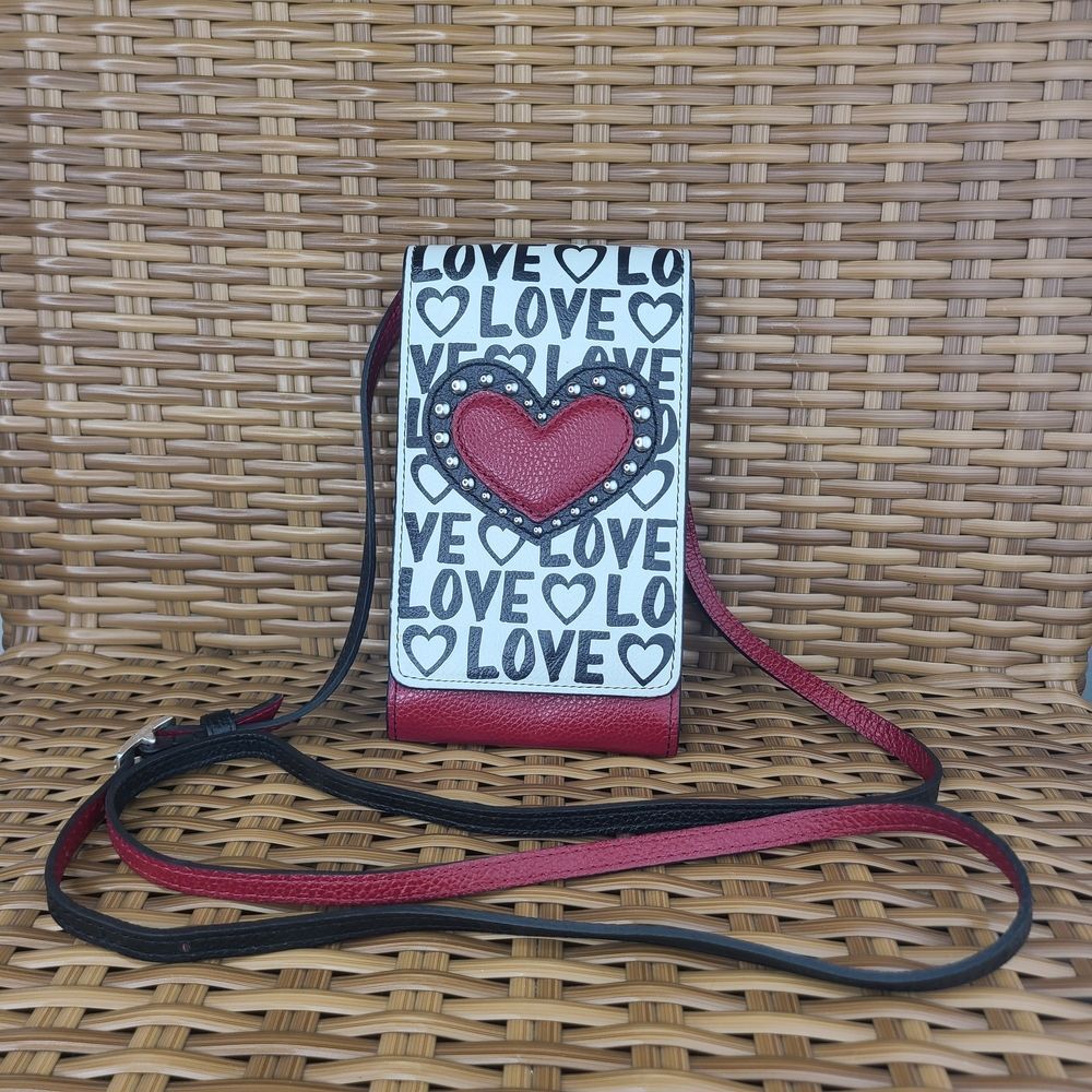 Brighton The Look Of Love Phone Organizer Crossbody Bag Purse Leather Red Heart